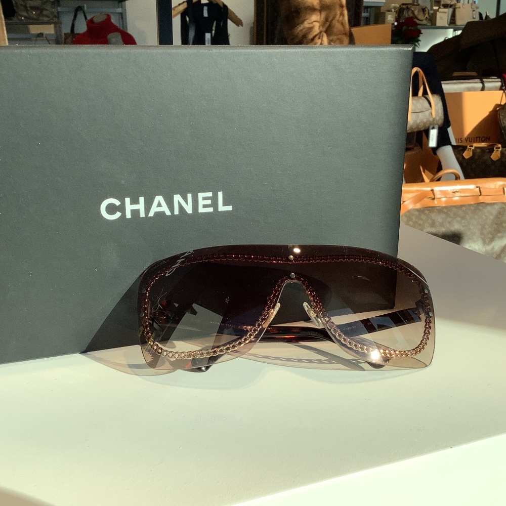 Chanel Chain Shield Sunnies